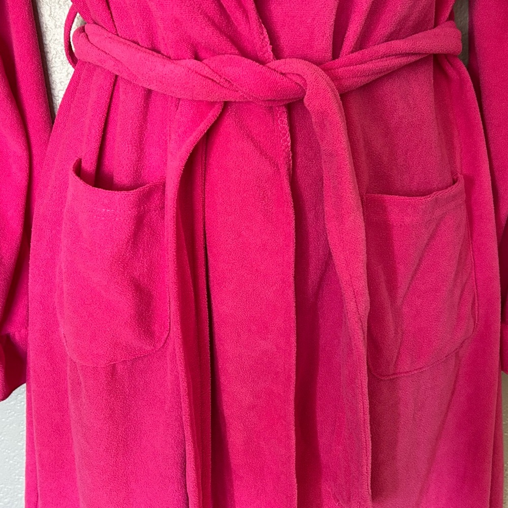 Ulta Beauty Fuchsia Ruffled Robe Sz S/M - Picture 4 of 7